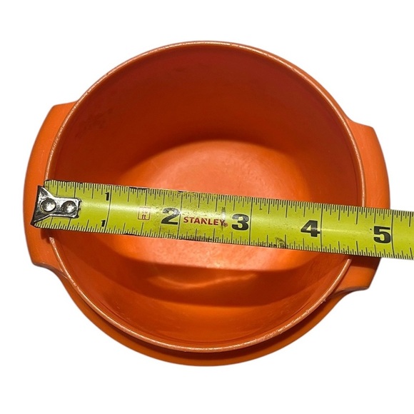 Two Vintage Tupperware Bowls! - Picture 7 of 7